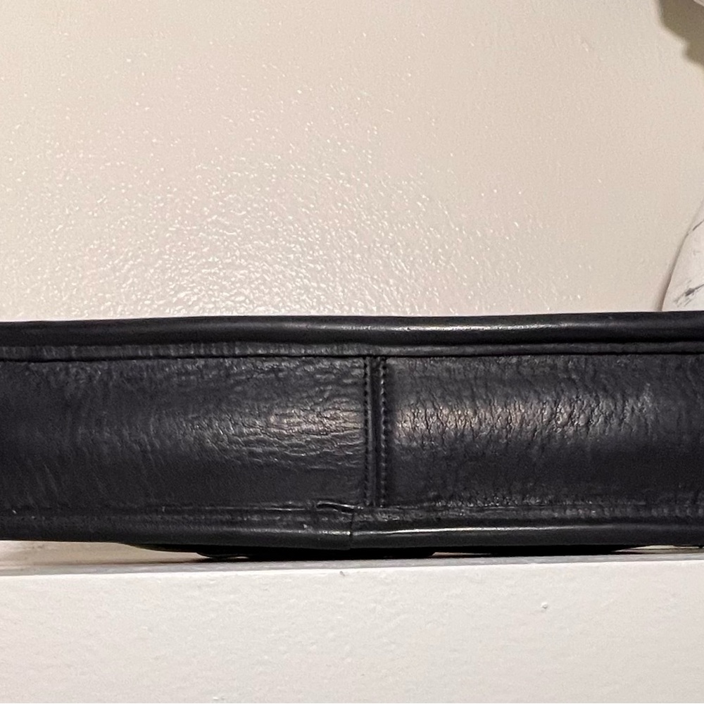 Vintage Coach Zippered Wristlet Clutch - Picture 9 of 11